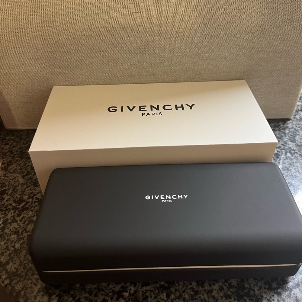 Givenchy Sunglasses Case with the Box